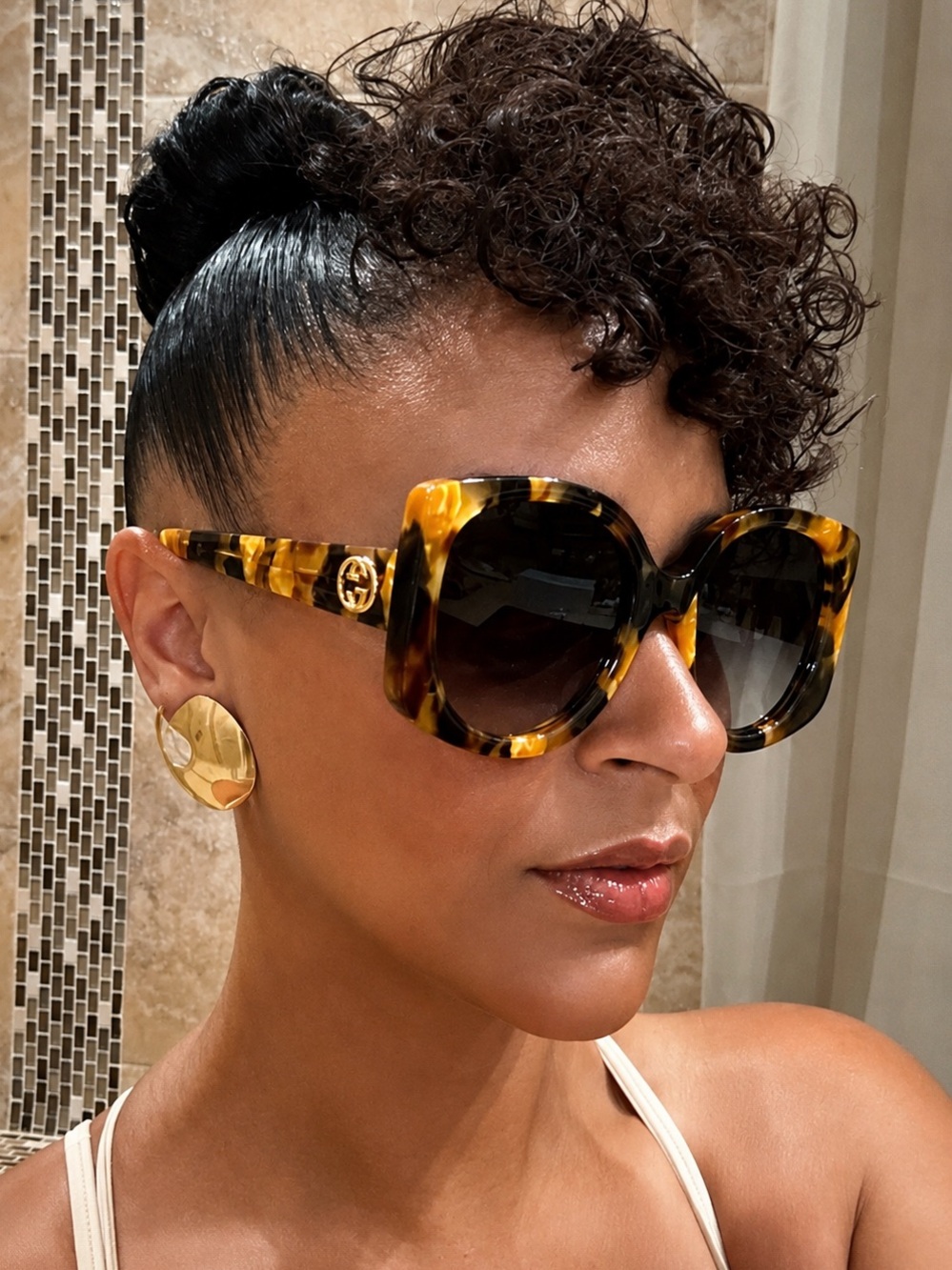 Gucci Women's Tortoiseshell Round Sunglasses - Brown/Amber